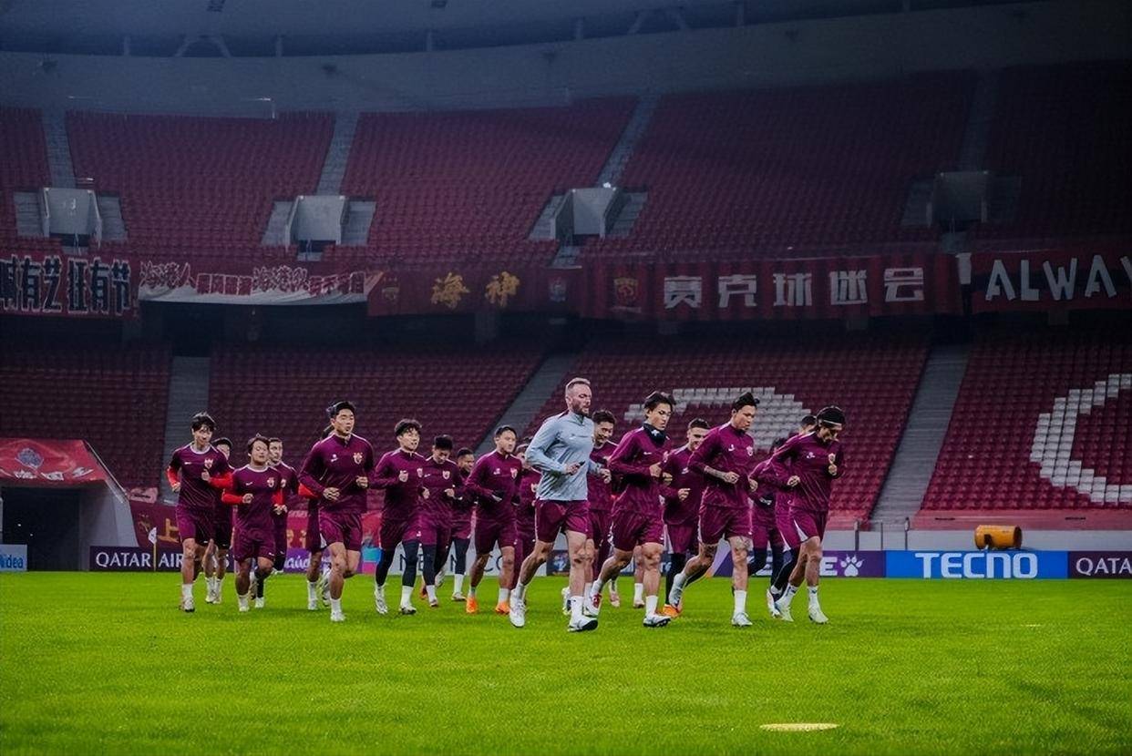 洛杉矶快船迎亚冠关键赛，国际比赛日门线救险，引发热议，阵容厚度经受考验的简单介绍